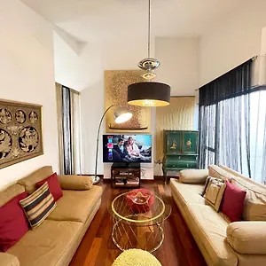 Atico En Plaza De La Constitucion 3 Bedrooms Appartement Málaga